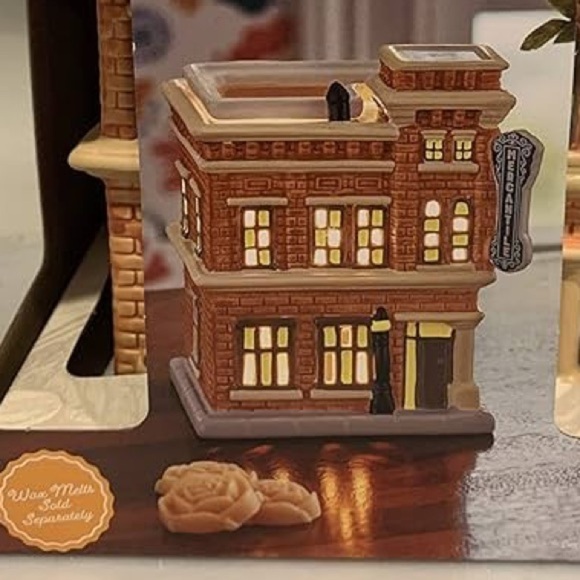 NIB Pioneer Woman Mercantile Scented Wax Warmer new in box ready to use or gift! - Picture 2 of 2
